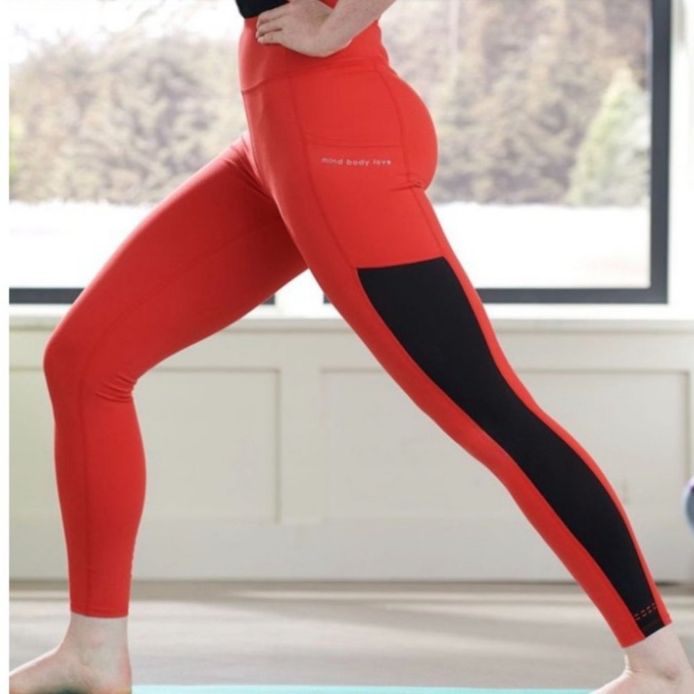 MIND BODY LOVE Red & Black color-block Pocket Leggings Size X-Large Petite NEW